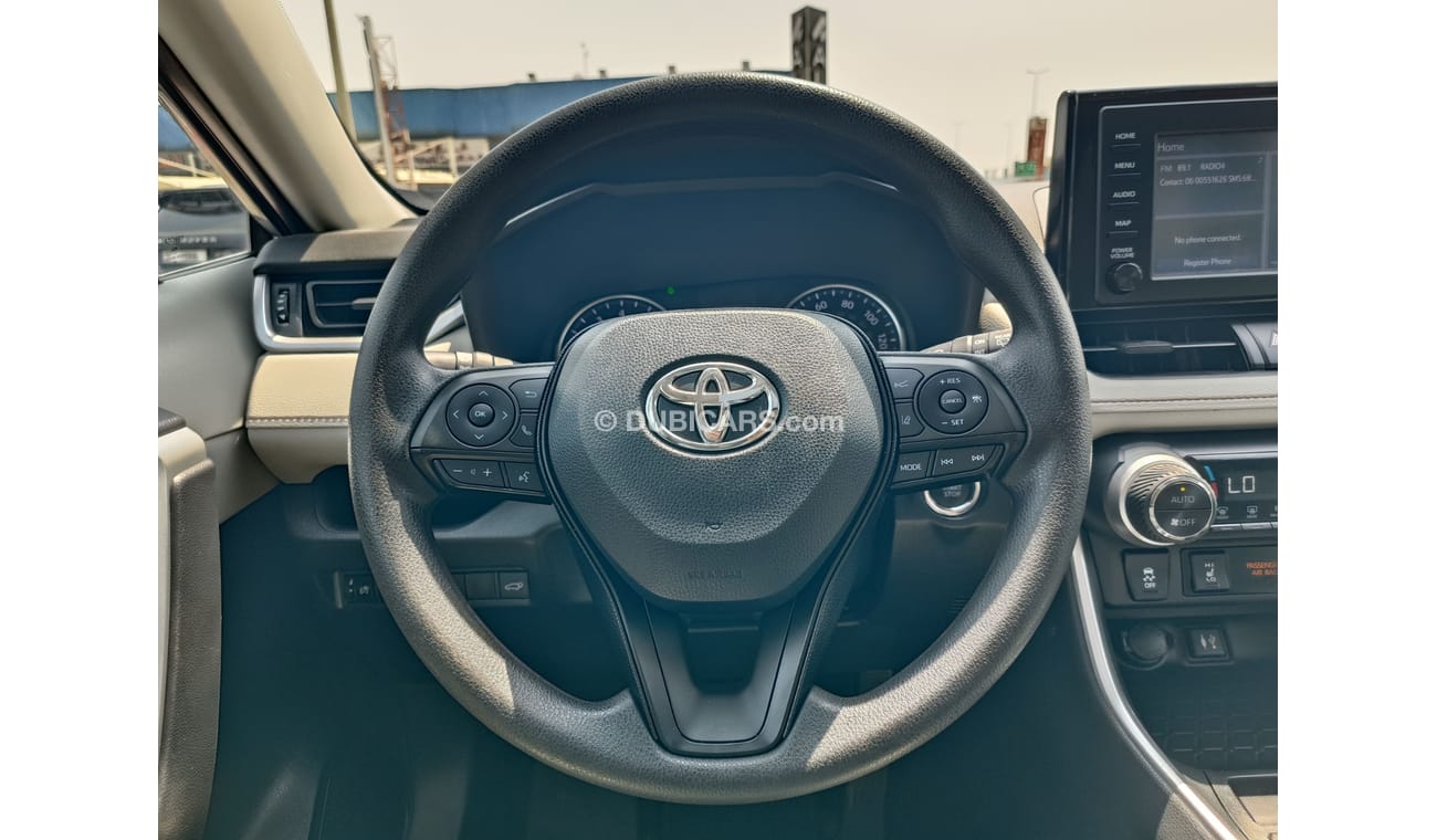 تويوتا راف ٤ XLE FULL SUNROOF / 1 YEAR WARANTY */ REGISTERATION / INSURANCE FREE (LOT # 41046)