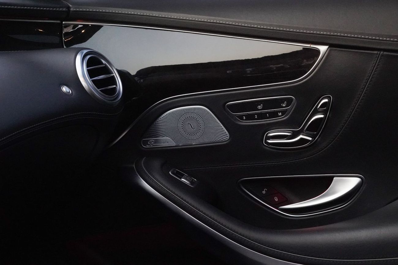 Mercedes-Benz S 560 Coupe