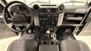 Land Rover Defender 110 Land Rover Defender 2015 GCC specs