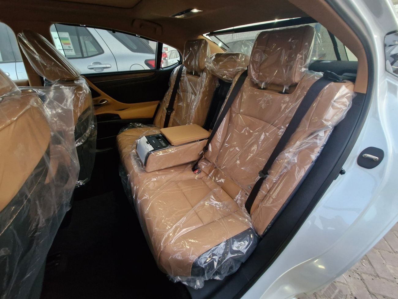 لكزس ES 350 ES350 Ultra Luxury 3.5L Petrol AT Full Brand New 0Km