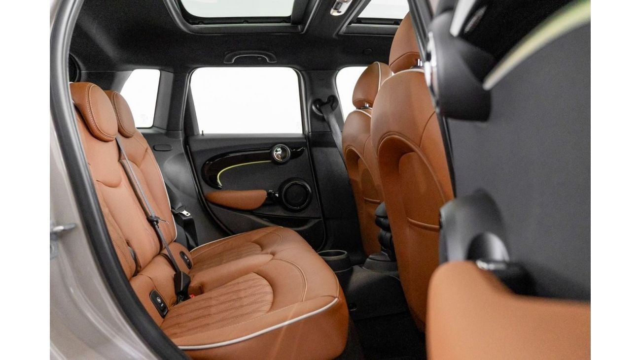 ميني كوبر إس 2022 Mini Cooper S JCW Kit / Full Mini Service History / Mini Warranty & Service Contract