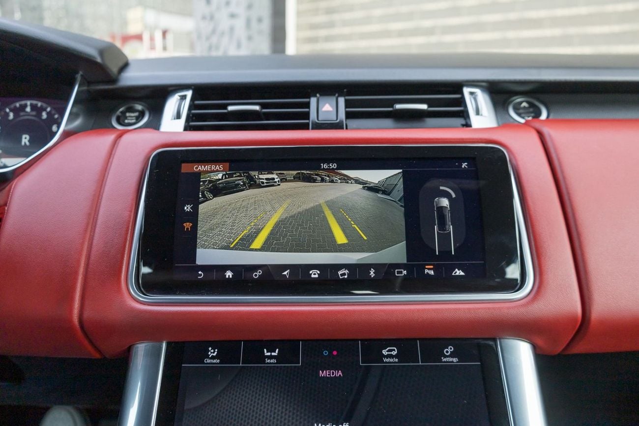 Land Rover Range Rover Sport HSE DYNAMIC