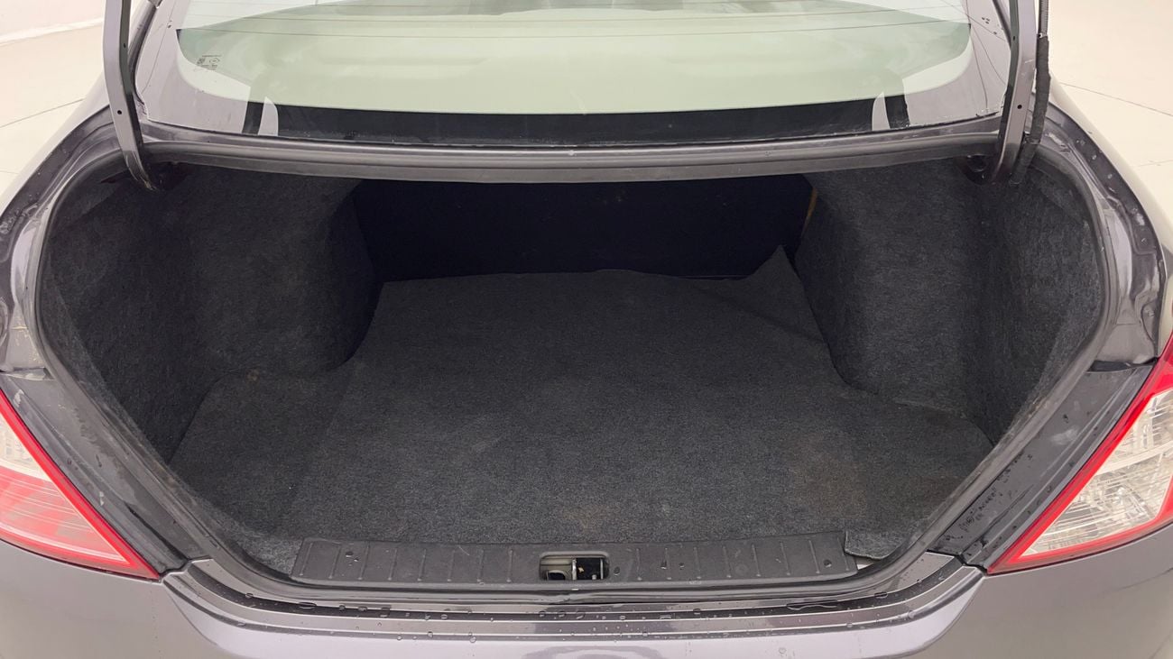 نيسان صني SV 1.5 | بدون دفعة مقدمة | اختبار القيادة في المنزل