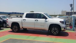 Toyota Tundra 5.7L CREWMAX TRD OFF ROAD A/T PTR