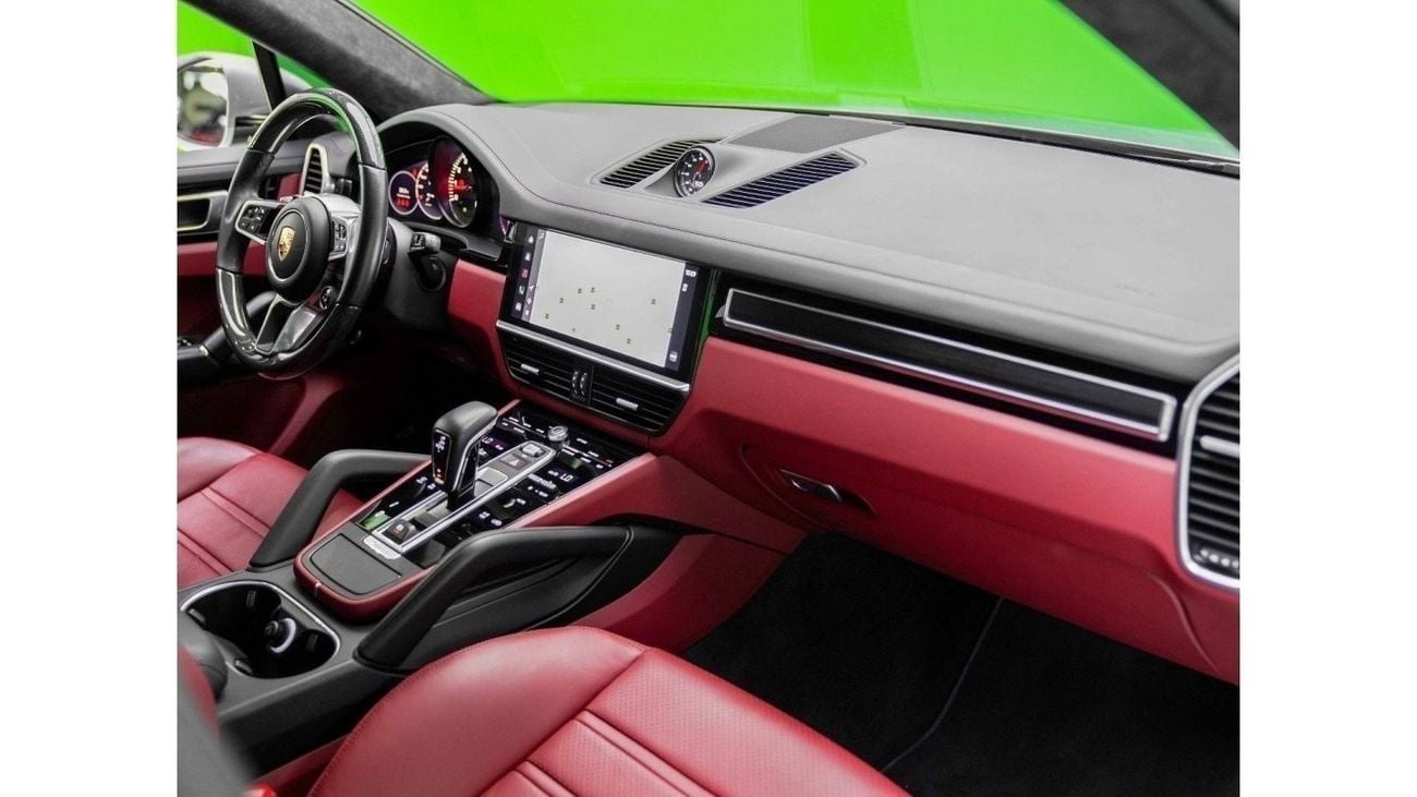 بورش كايان CAYENNE GTS COUPE - 2023 - GCC - UNDER DEALER WARRANTY - LIKE NEW