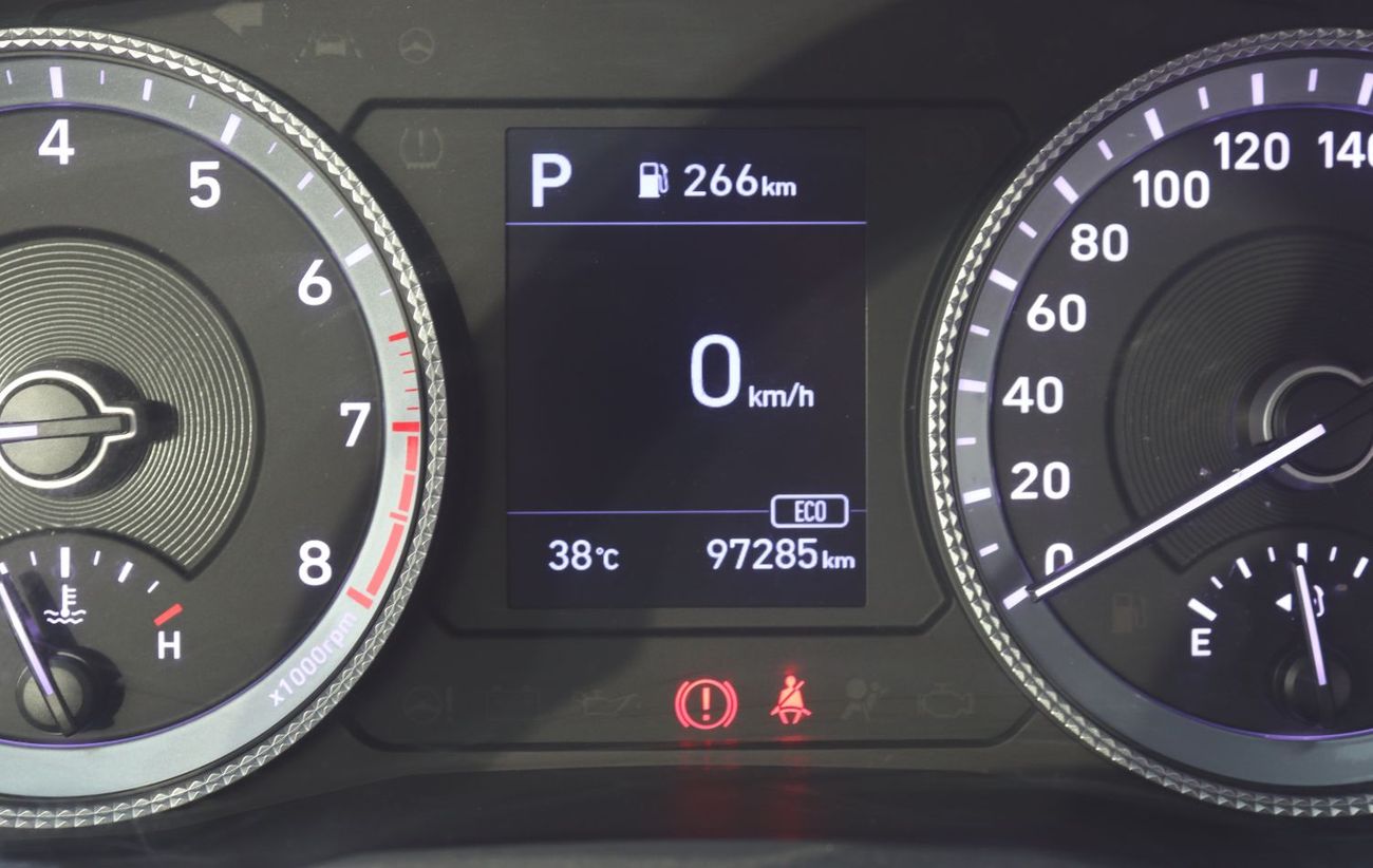 هيونداي سوناتا هيونداى سوناتا خليجى موديل 2020 -2.5L ممشىى 97000 كم  بسعر40000  بحاله ممتازه