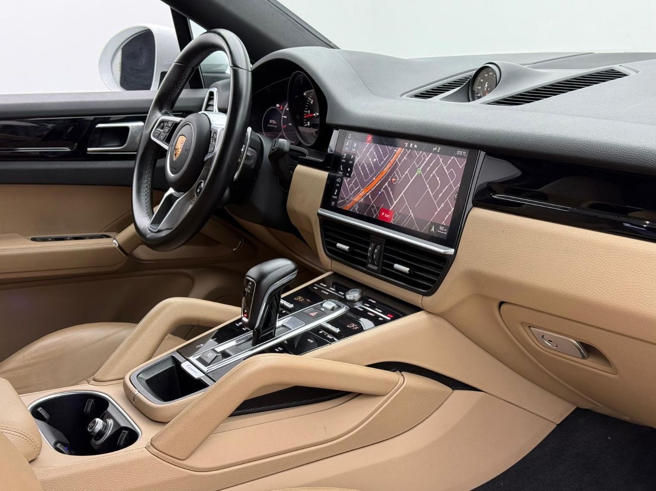 بورش كايان Base Coupe 2020 Porsche Cayenne Coupe, Warranty, Full Service History, Sport Chrono Package, GCC