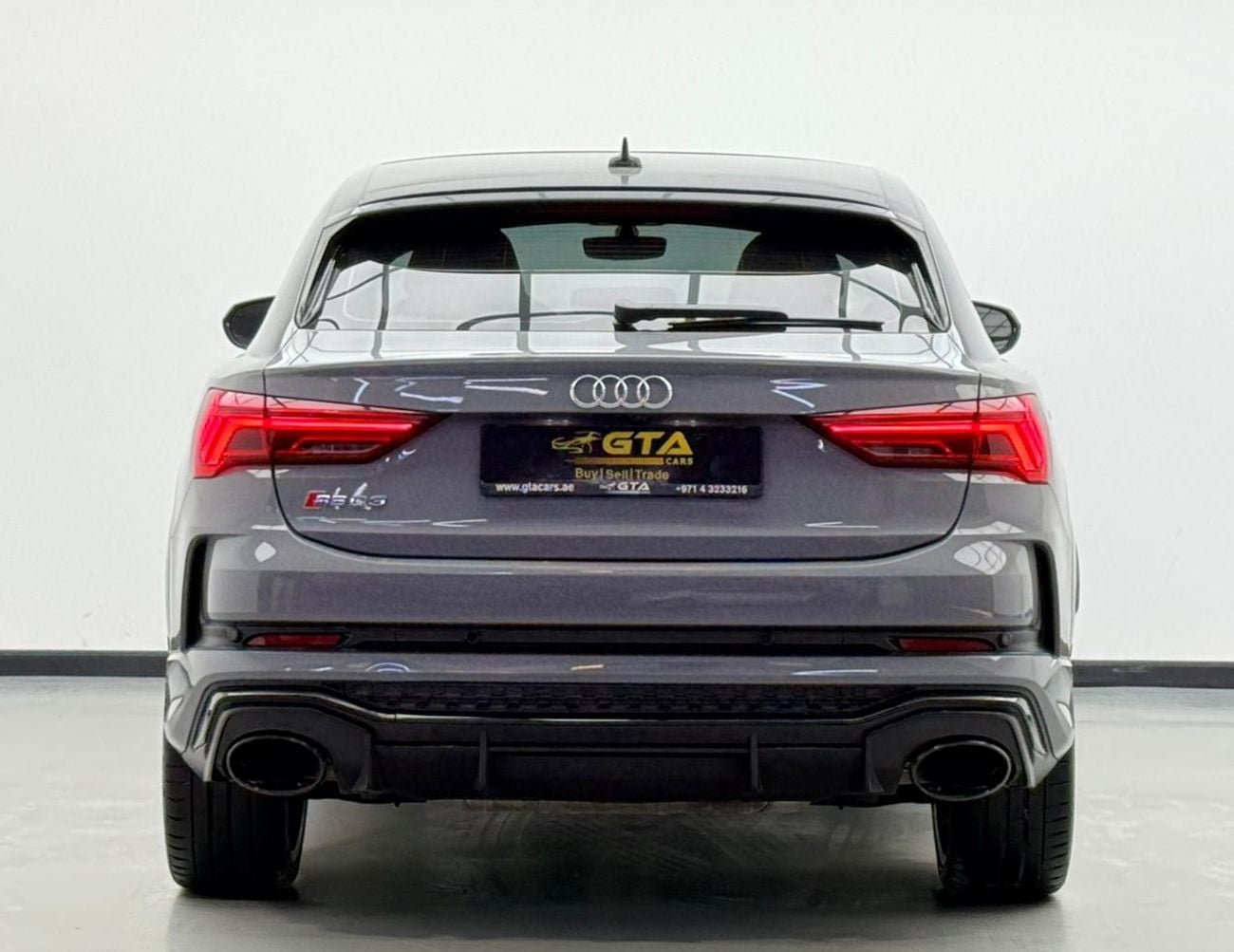 Audi RS Q3 2021 Audi RSQ3, Warranty, Carbon Fiber Interior, Fully Loaded, Excellent Condition, GCC