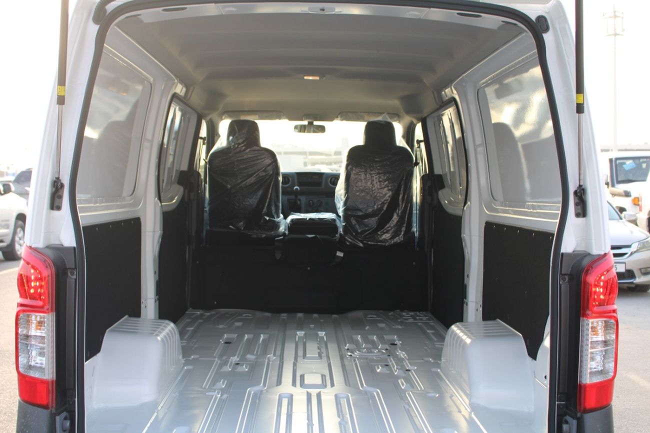 Nissan Urvan NISSAN URVAN 2.5L PETROL 3 SEATER DELIVERY VAN STD ROOF