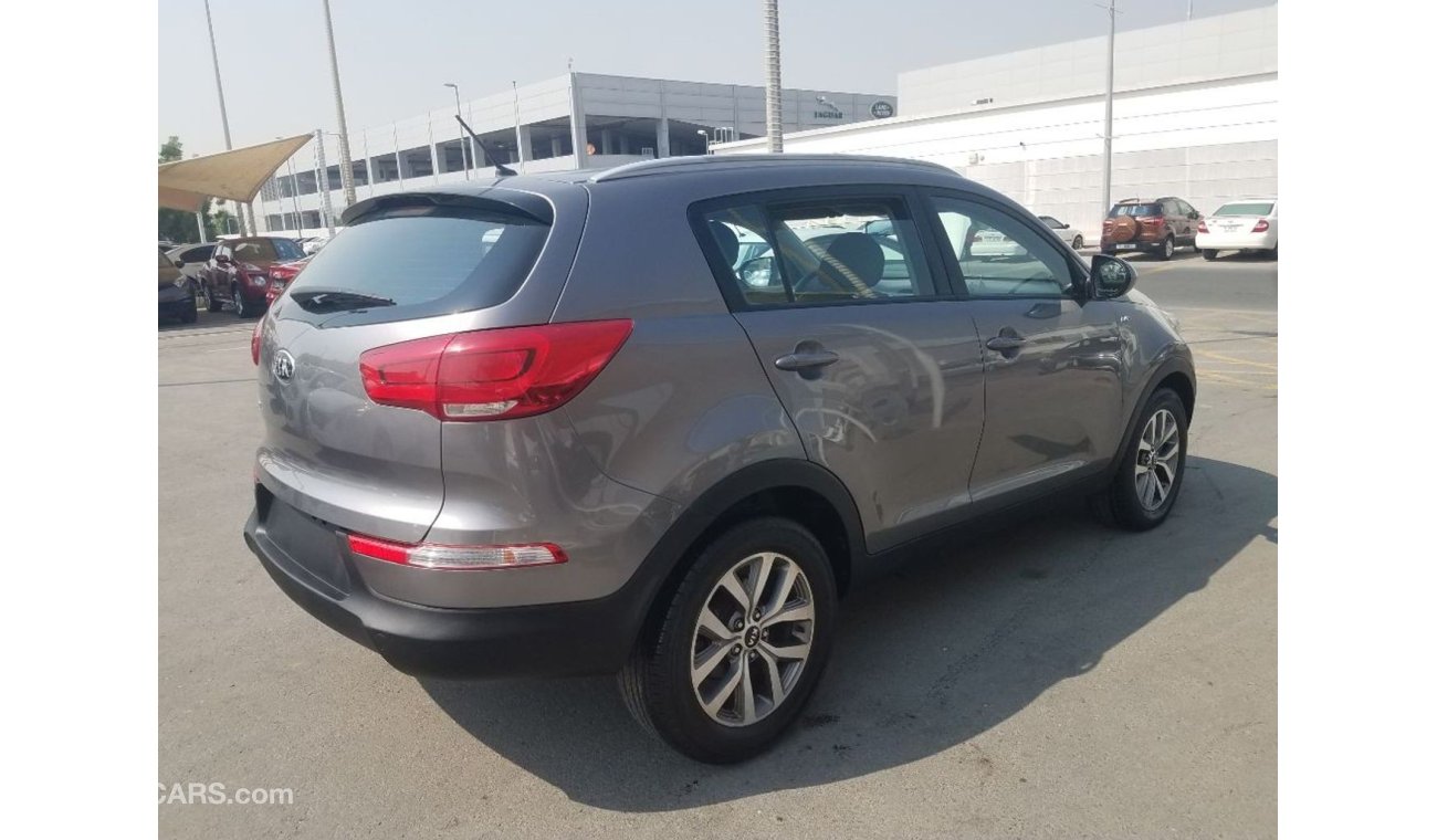 Kia Sportage 2015 for sale Car is Mileage is around km Transmission is Located in Amman and is for T