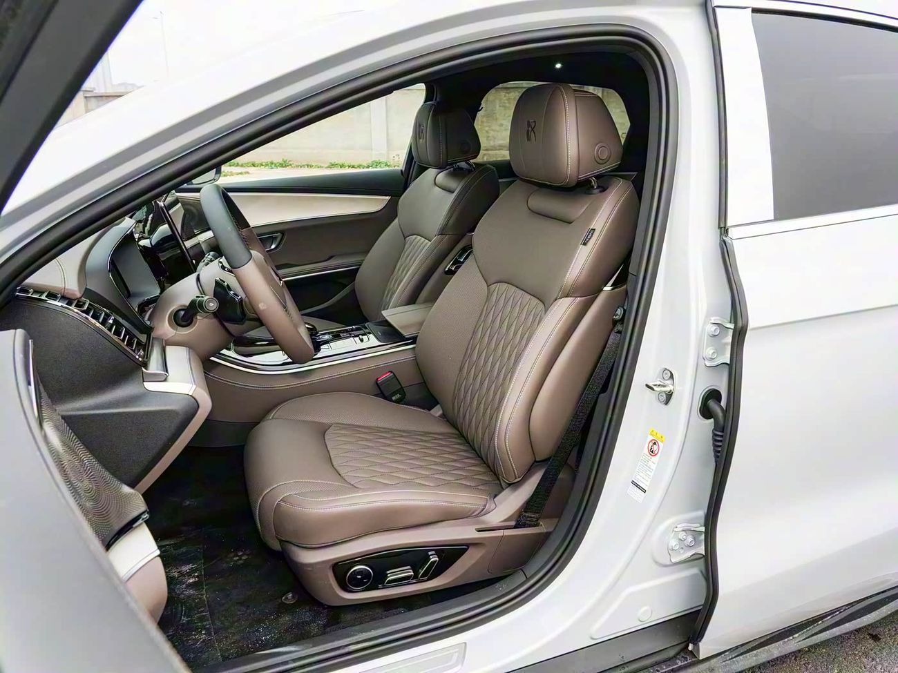 بي واي دي هان DM-i 125KM ELITE EDITION | Smart Driving | 2025 | For Local Registration +10%