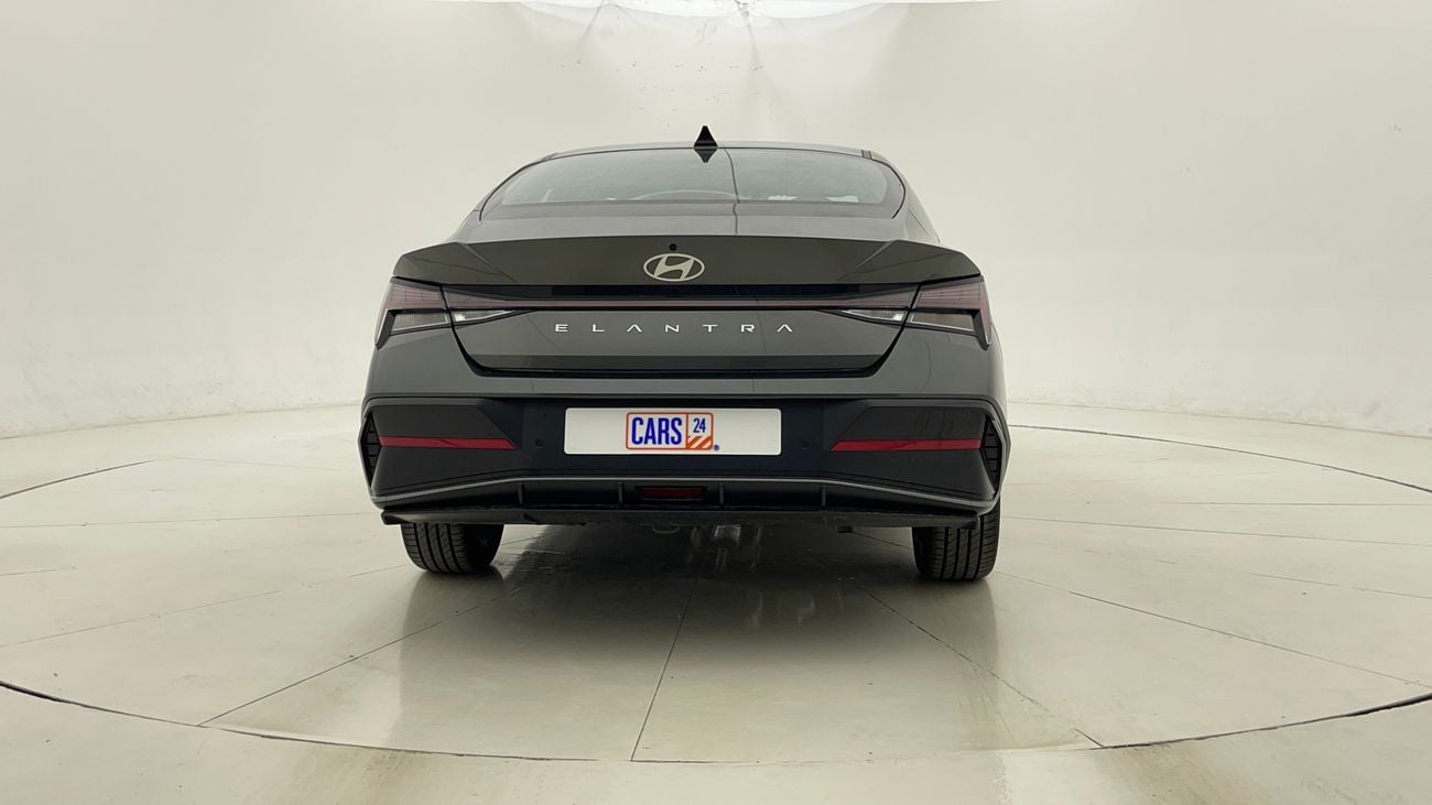 هيونداي إلانترا COMFORT 1.6 | بدون دفعة مقدمة | اختبار القيادة في المنزل