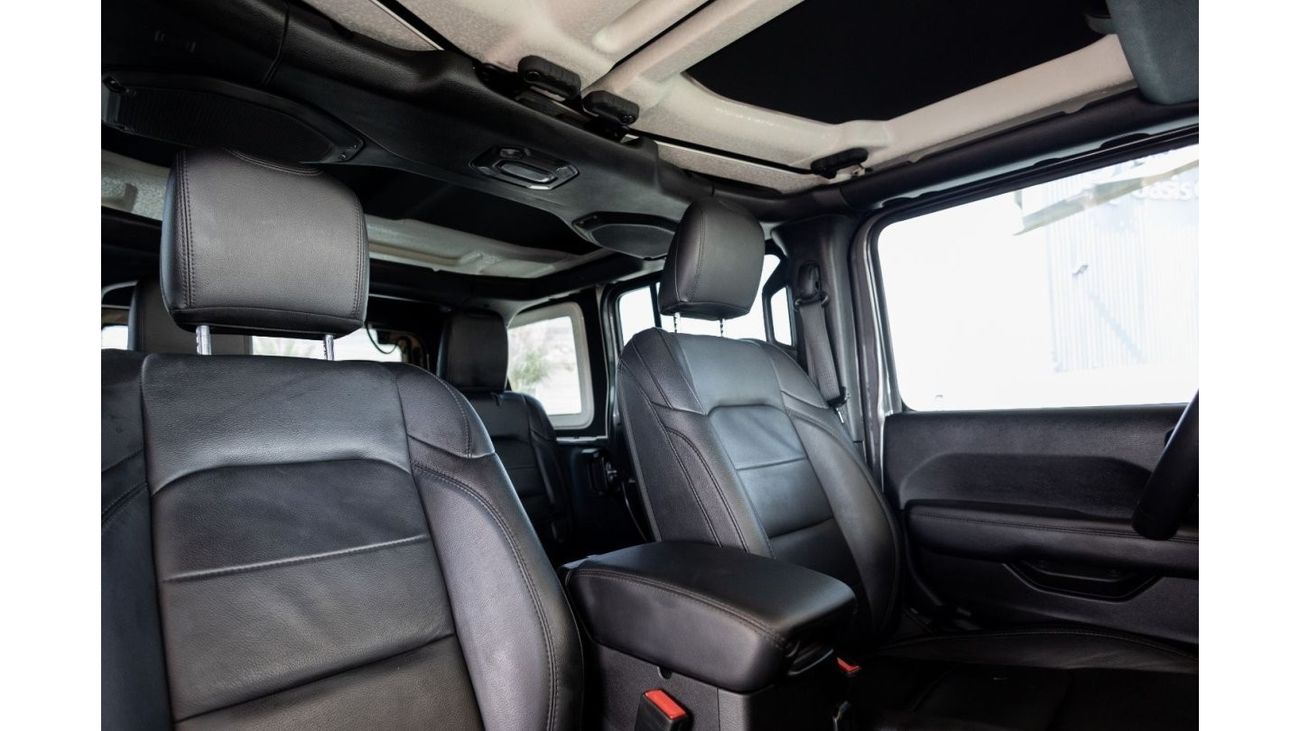 Jeep Wrangler Jeep Wrangler Unlimited Sahara Night Eagle Edition 2019 GCC under Warranty with Flexible Down-Paymen