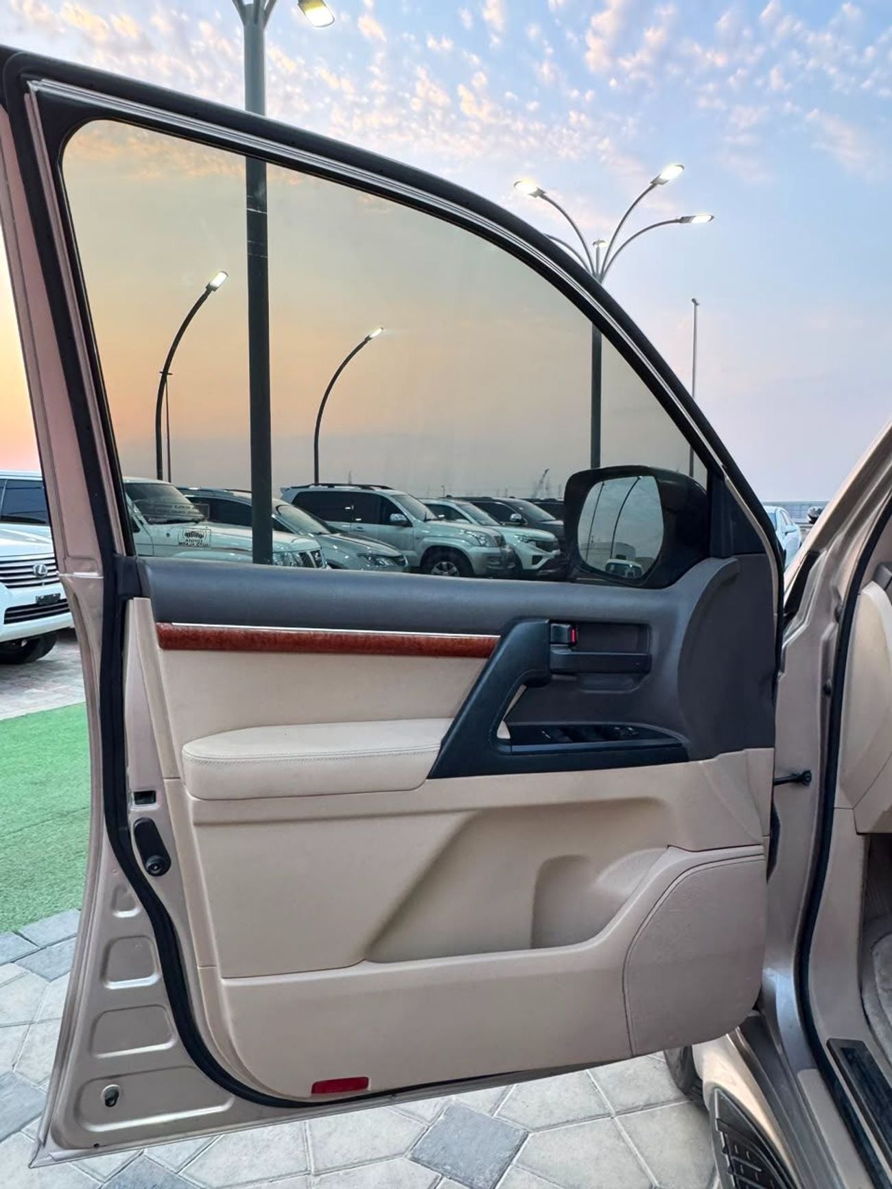 Toyota Land Cruiser GXR