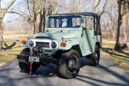 Toyota FJ Cruiser LS3 Swap, 5 Speed Manual, Restomod