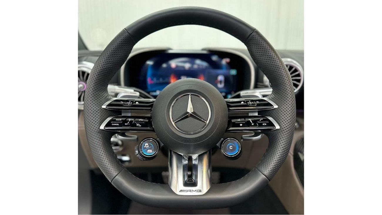 مرسيدس بنز SL 55 AMG 2022 Mercedes Benz SL55 AMG 4MATIC+, August 2028 Mercedes Warranty, Full Options, Low Kms, GCC