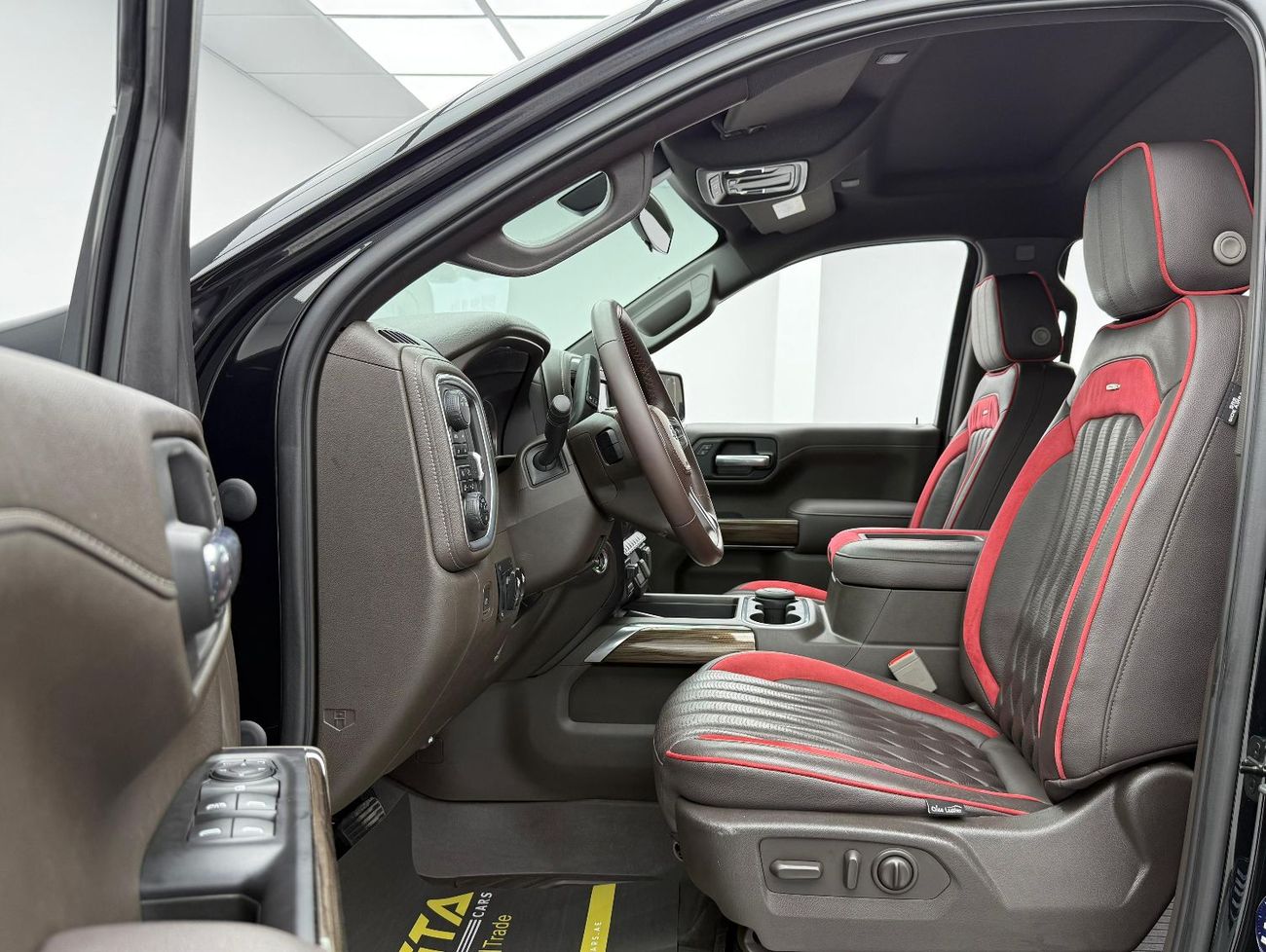 Chevrolet Silverado 2021 Chevrolet Silverado Z71 Trail Boss Shaheen Edition, Full Chevrolet Service History, Low Km, GCC