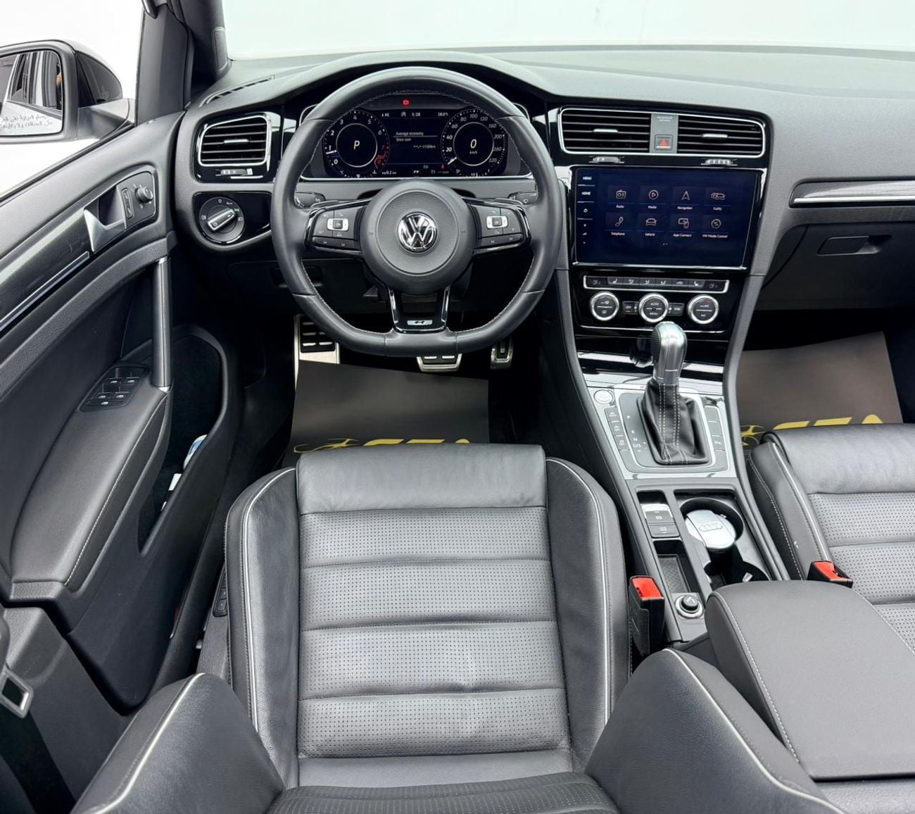 Volkswagen Golf 2018 Volkswagen Golf R, Full Service History, Fully Loaded, Excellent Condition, GCC