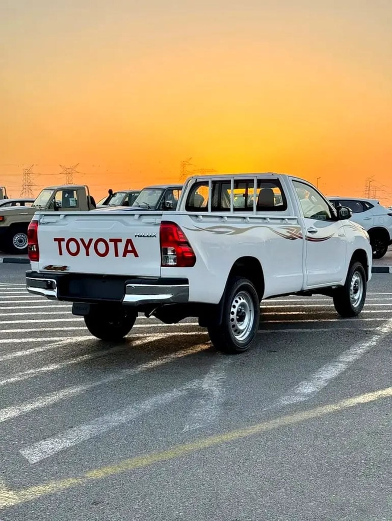 Toyota Hilux GL 2.7L PETROL GCC Specs