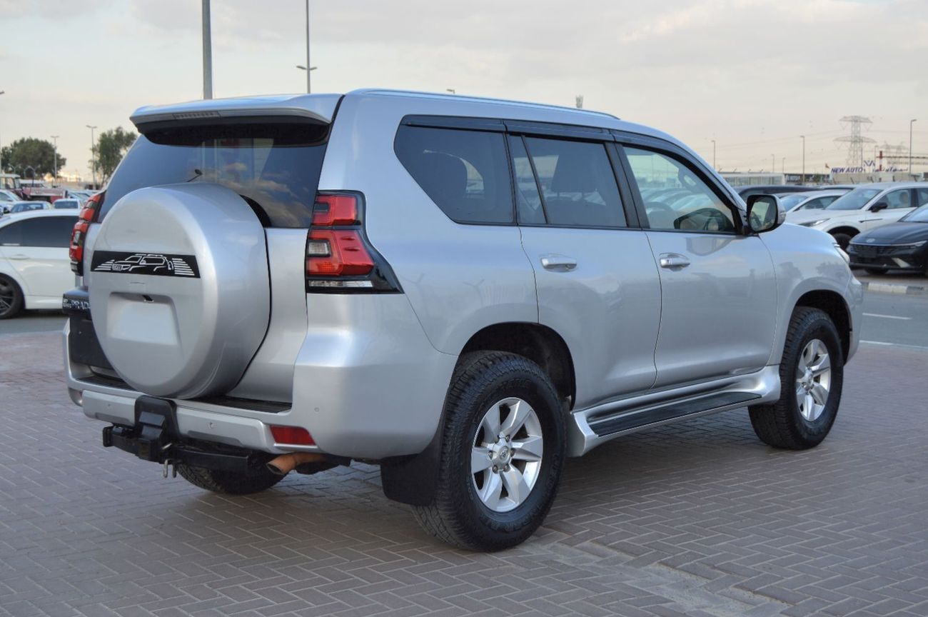 Toyota Prado *Toyota Land cruiser Prado*   Right Hand Drive Model: *2018* Push button start,  Engine: V4/ 2.8L