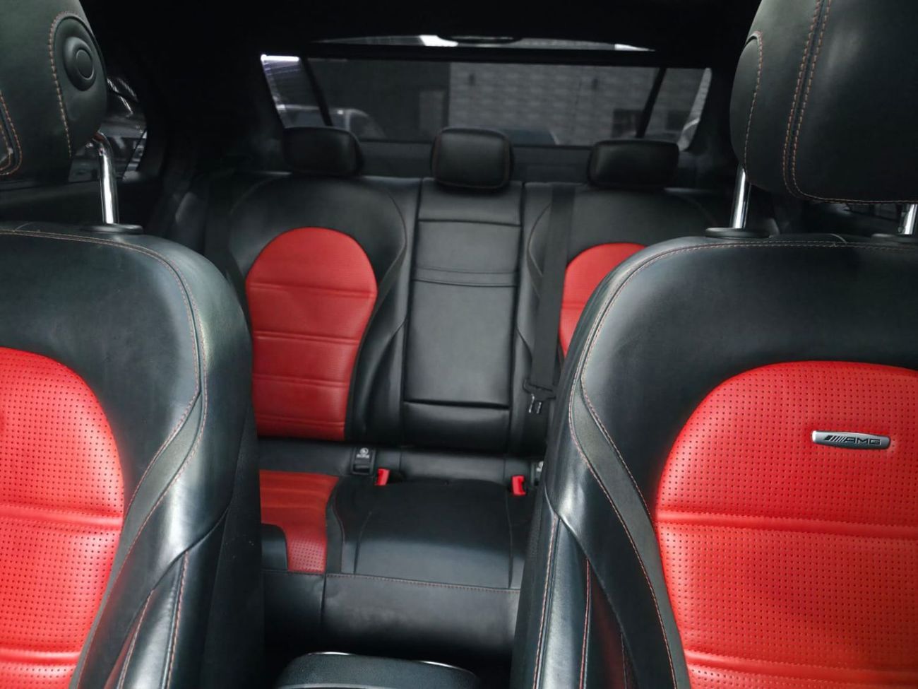 Mercedes-Benz C 63S AMG Std 4.0L (5 Seater)