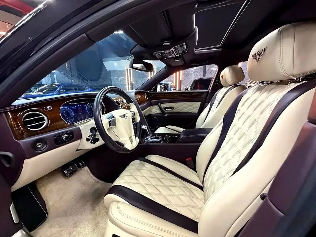 Bentley Flying Spur V8