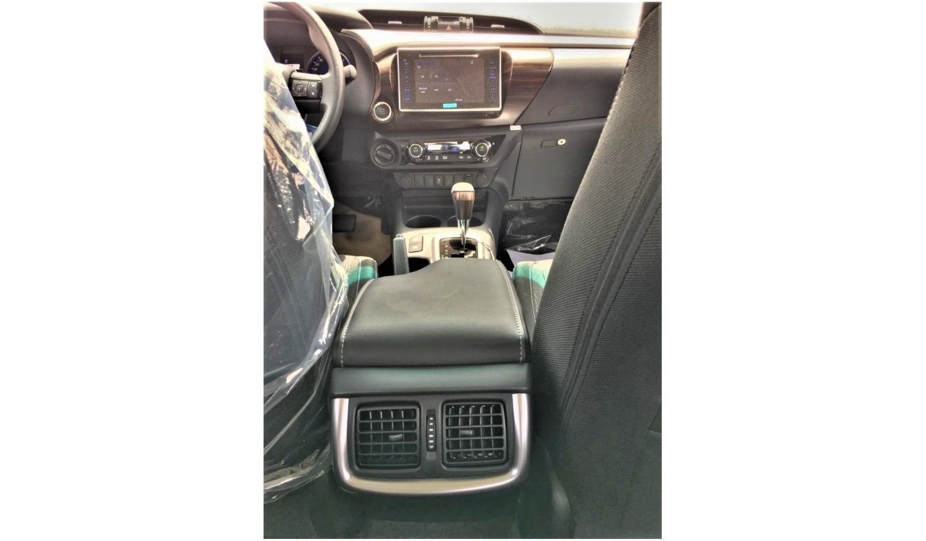 Toyota Hilux petrol full option  automatic gear