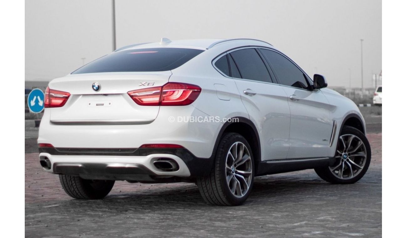 بي أم دبليو X6 50i M سبورت بي ام دبليو أكس6 2015 ممشى:112.000 مطلوب: 79.000 مواصفات خليجية ، فتحة سقف ، مقاعد جلد ،