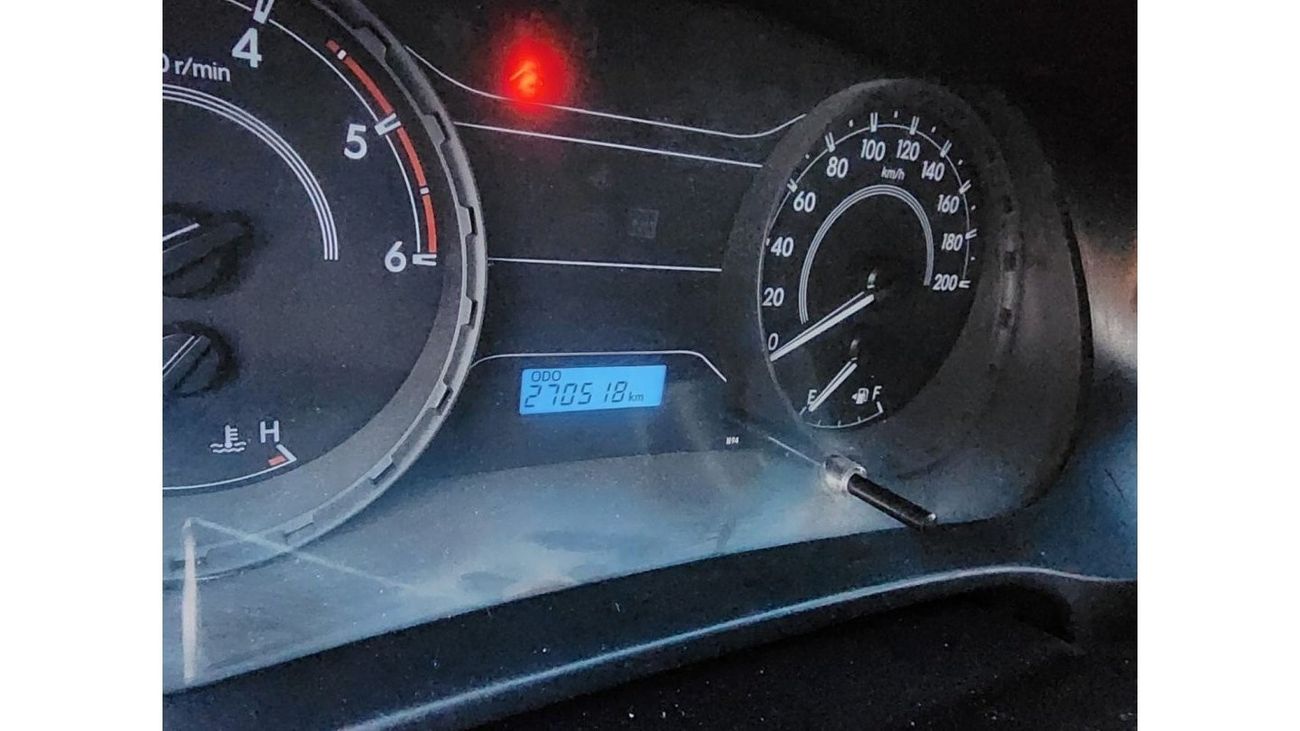 تويوتا هيلوكس DC 4WD 2.4L DIESEL MANUAL TRANSMISSION