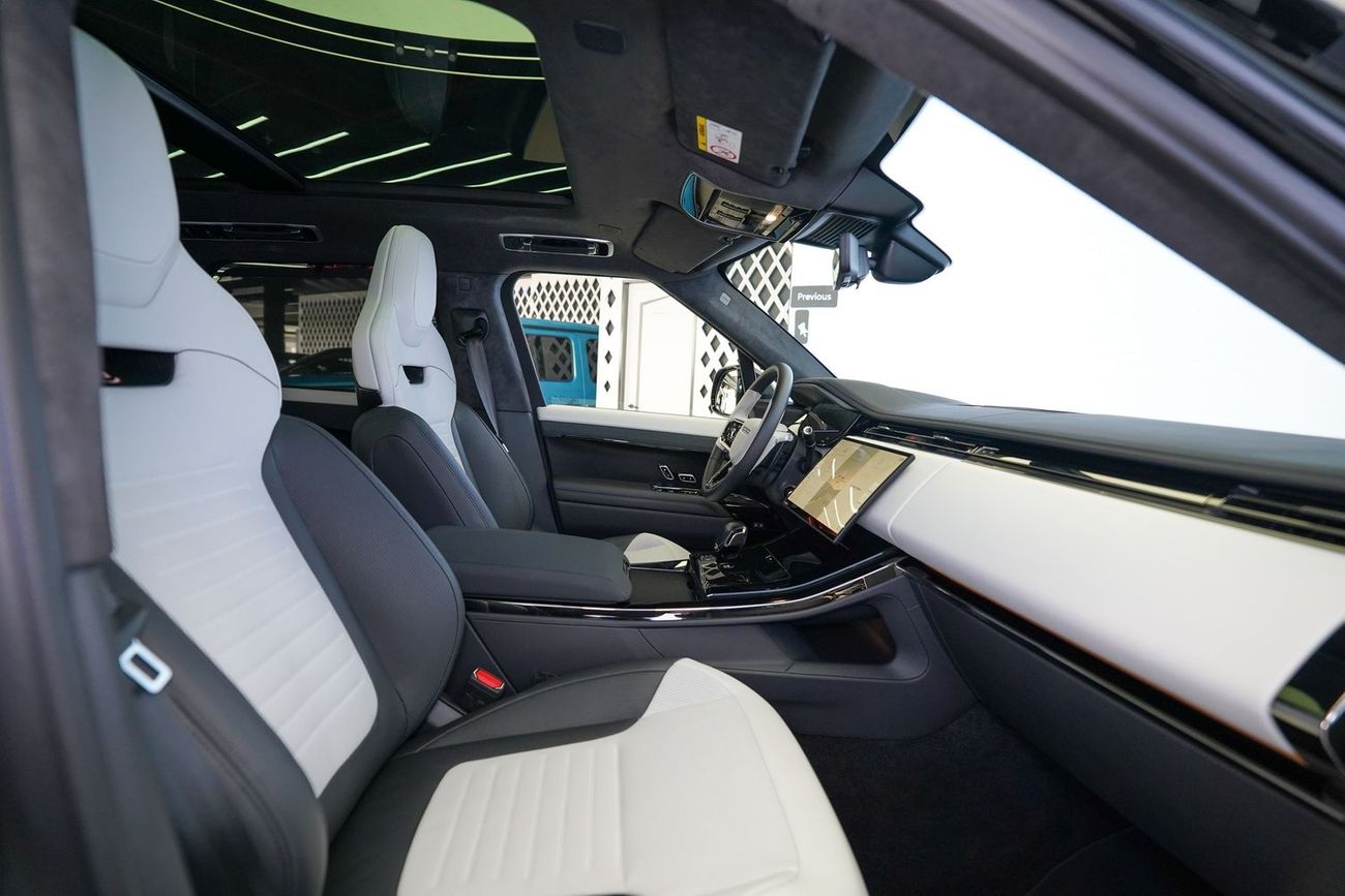 Land Rover Range Rover Sport SV Edition Two P635 4.4L SV Edition One P635 4.4L