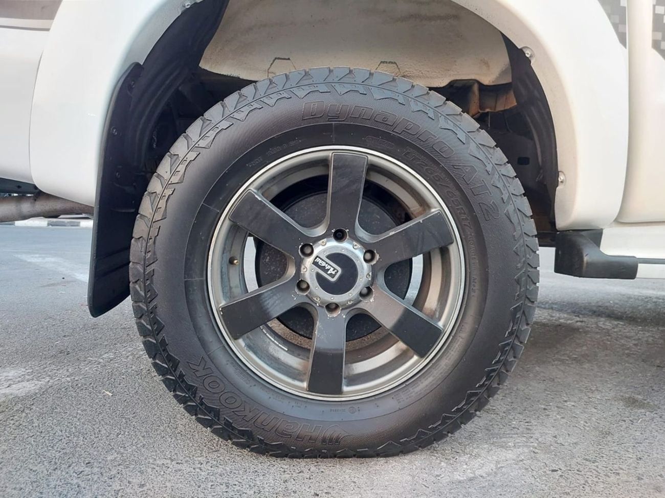 Toyota Hilux TOYOTA HILUX PICKUP RHD 2014 MODEL 3.0 L DIESEL AUTOMATIC(PM37634)