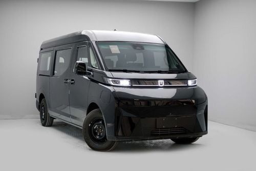 Geely Farizon  9-Seater EV - Black Inside Tan | Export Only
