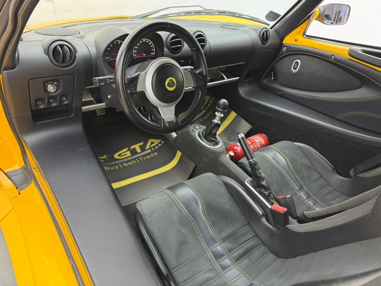 Lotus Exige 2015 Lotus Exige S, Full Lotus Service History, Very Low Km, Excellent Condition, GCC