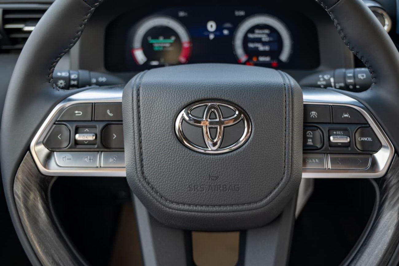 Toyota Land Cruiser VXR Z 3.5 Z EXCEL 2026 MODEL GCC