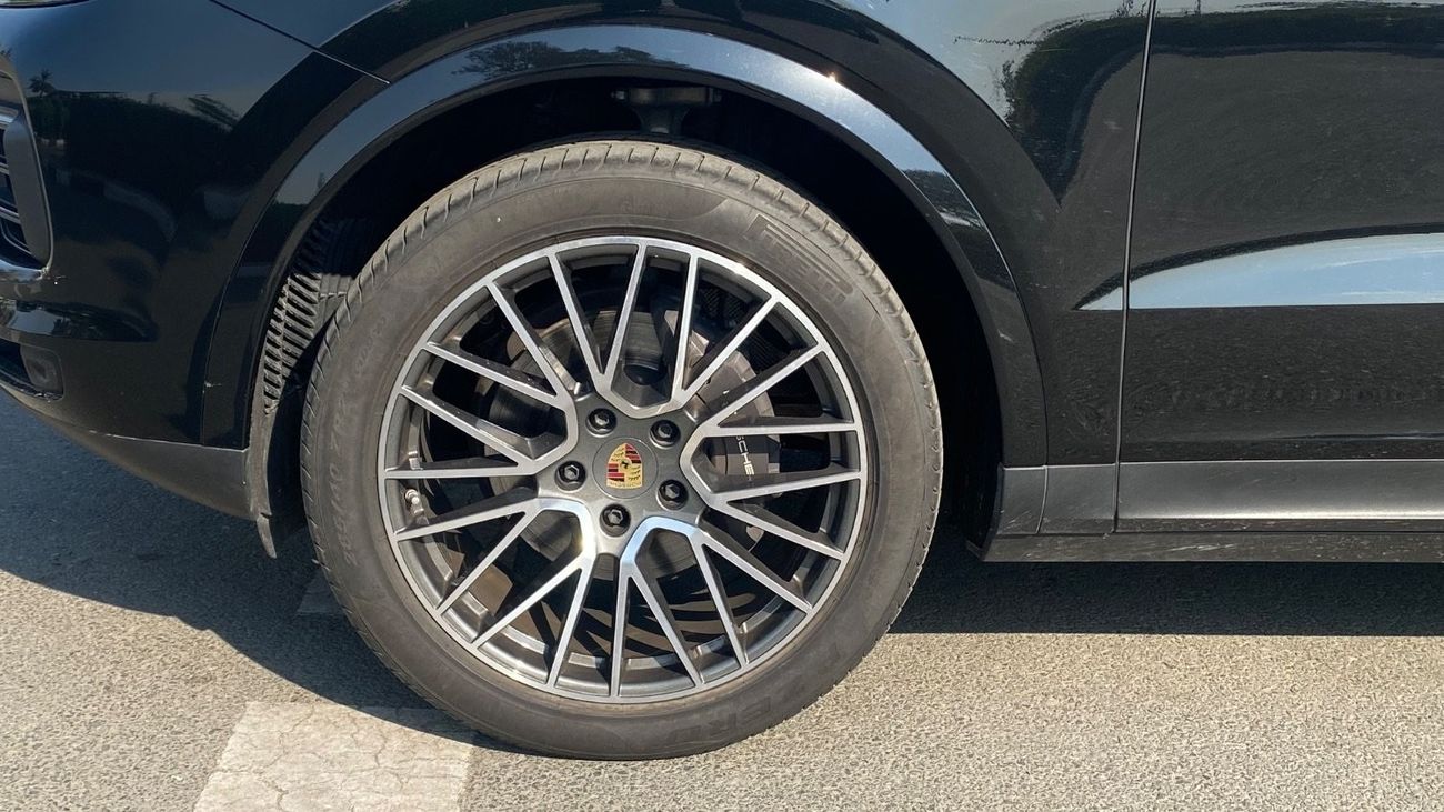 Porsche Cayenne Base Coupe