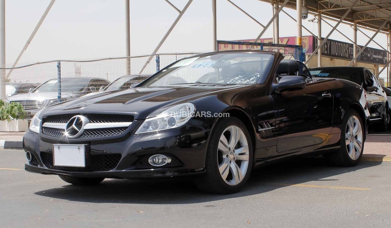 Mercedes-Benz SL 550 CONVERTIBLE