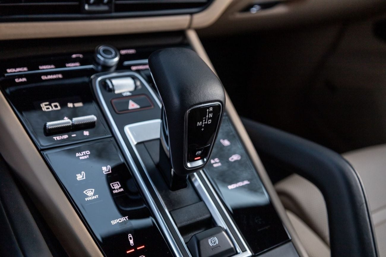 Porsche Cayenne Porsche Cayenne GTS 2022 GCC | Agency Warranty