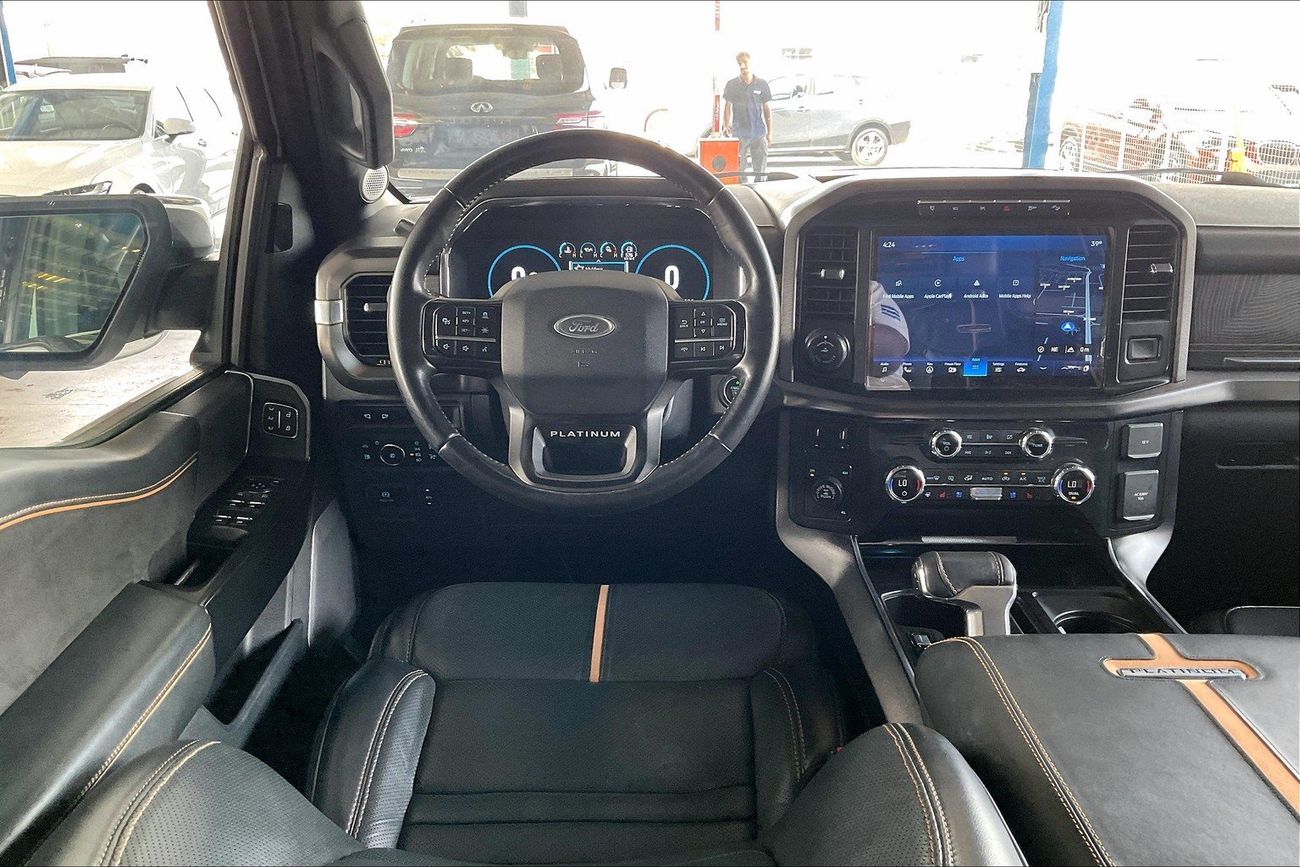 Ford F 150 Platinum FX4 - Super Crew | Guaranteed Warranty | 0 Down Payment