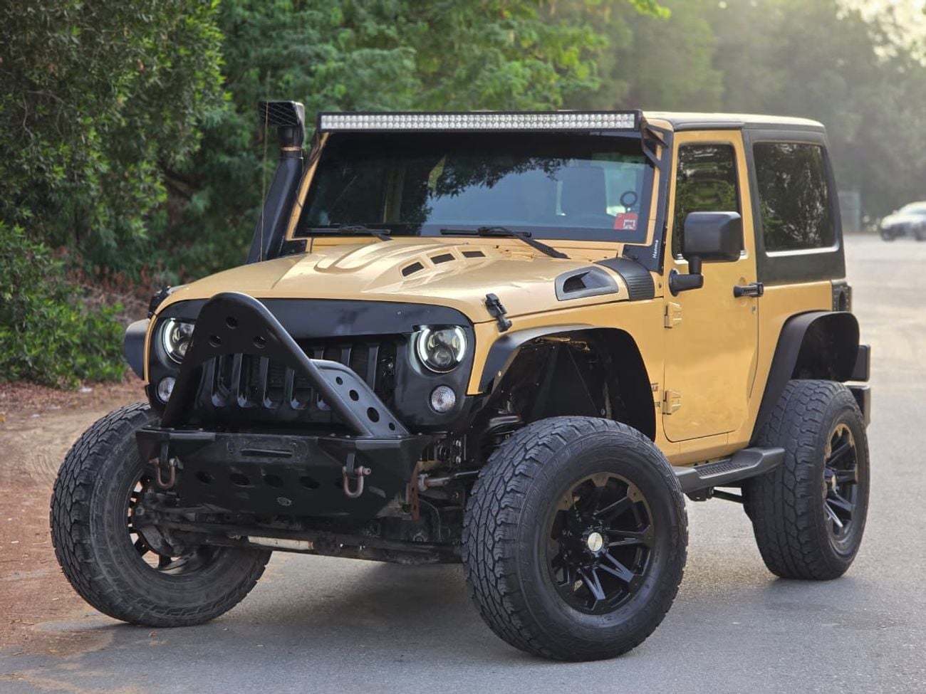 Jeep Wrangler Sport 3.6L A/T JEEP WRANGLER 2014 GCC // ORGINAL PAINT // PERFECT CONDITION // ACCIDENT FREE