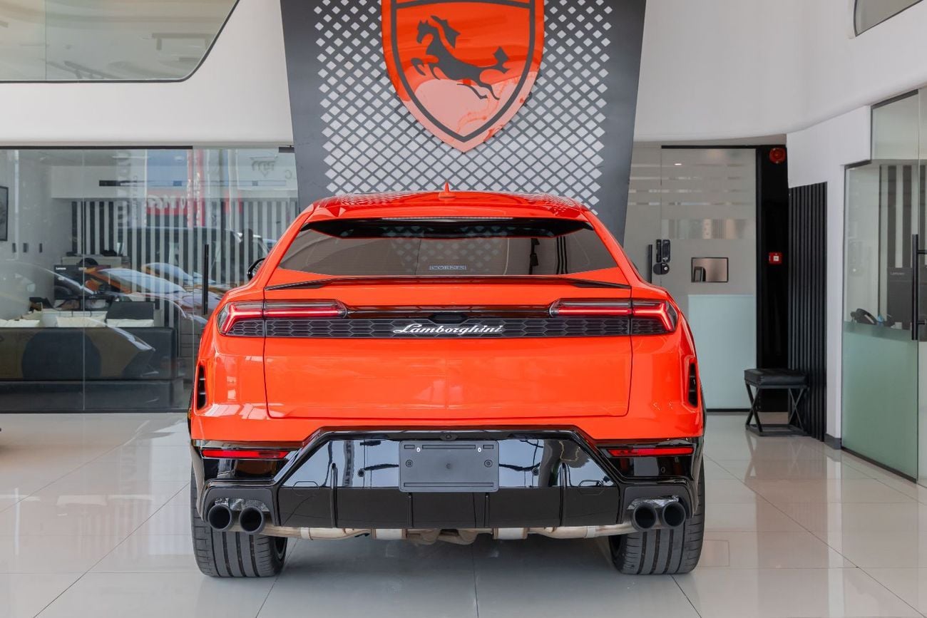 Lamborghini Urus SE Slightly Used | WARRANTY & SERVICE CONTRACT | FULL CARBON FIBER | 2025