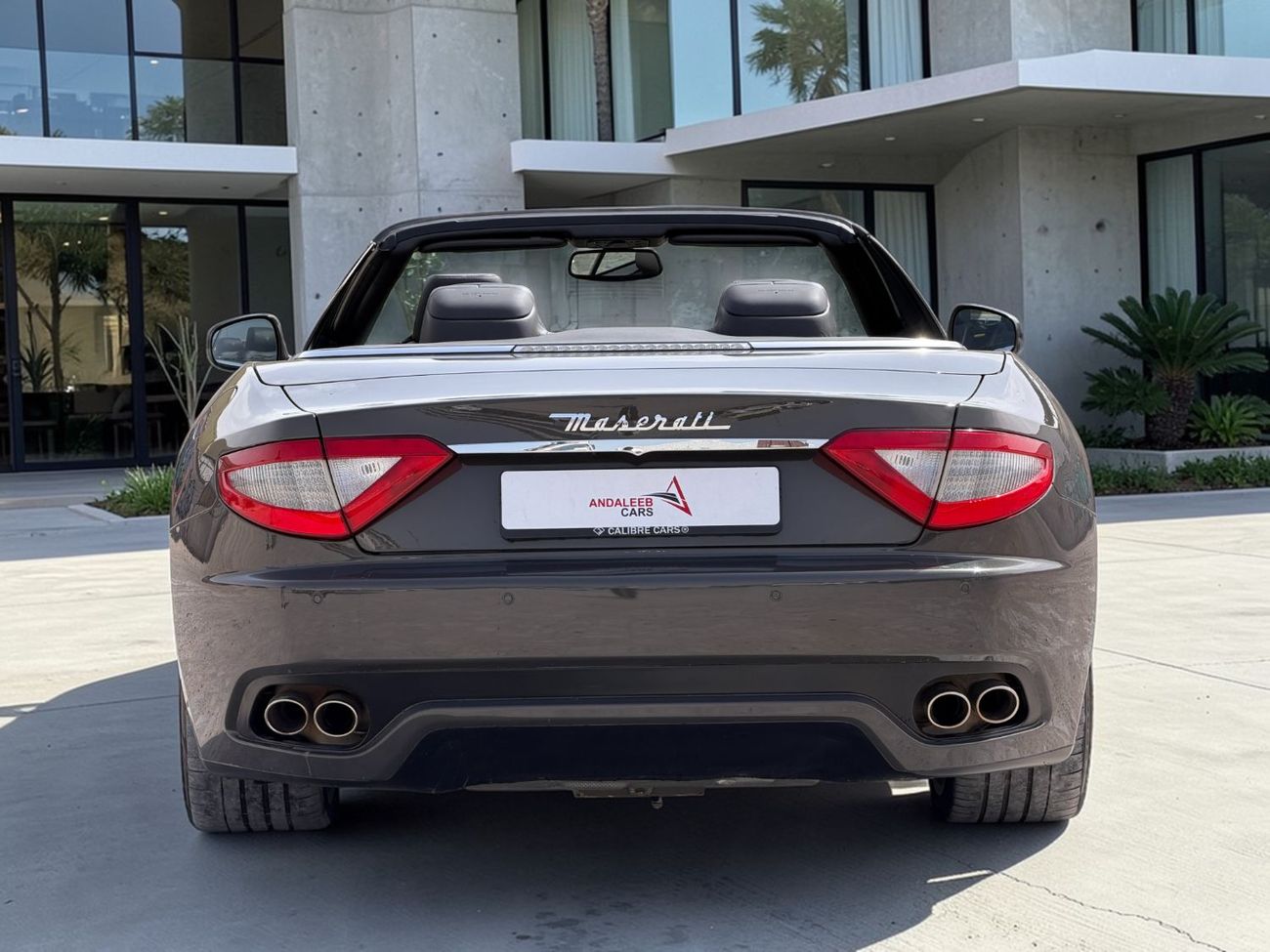 مازيراتي جران كابريو MASERATI GRANCABRIO FENDI EDITION | 4.7L V8 – 460 BHP | 2012 | GCC SPECS