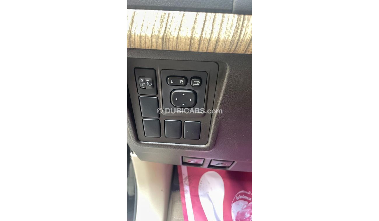 Toyota Prado TXL 2011 facelift 2022 excellent condition SUNROOF