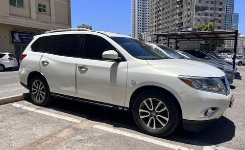 نيسان باثفايندر SV
