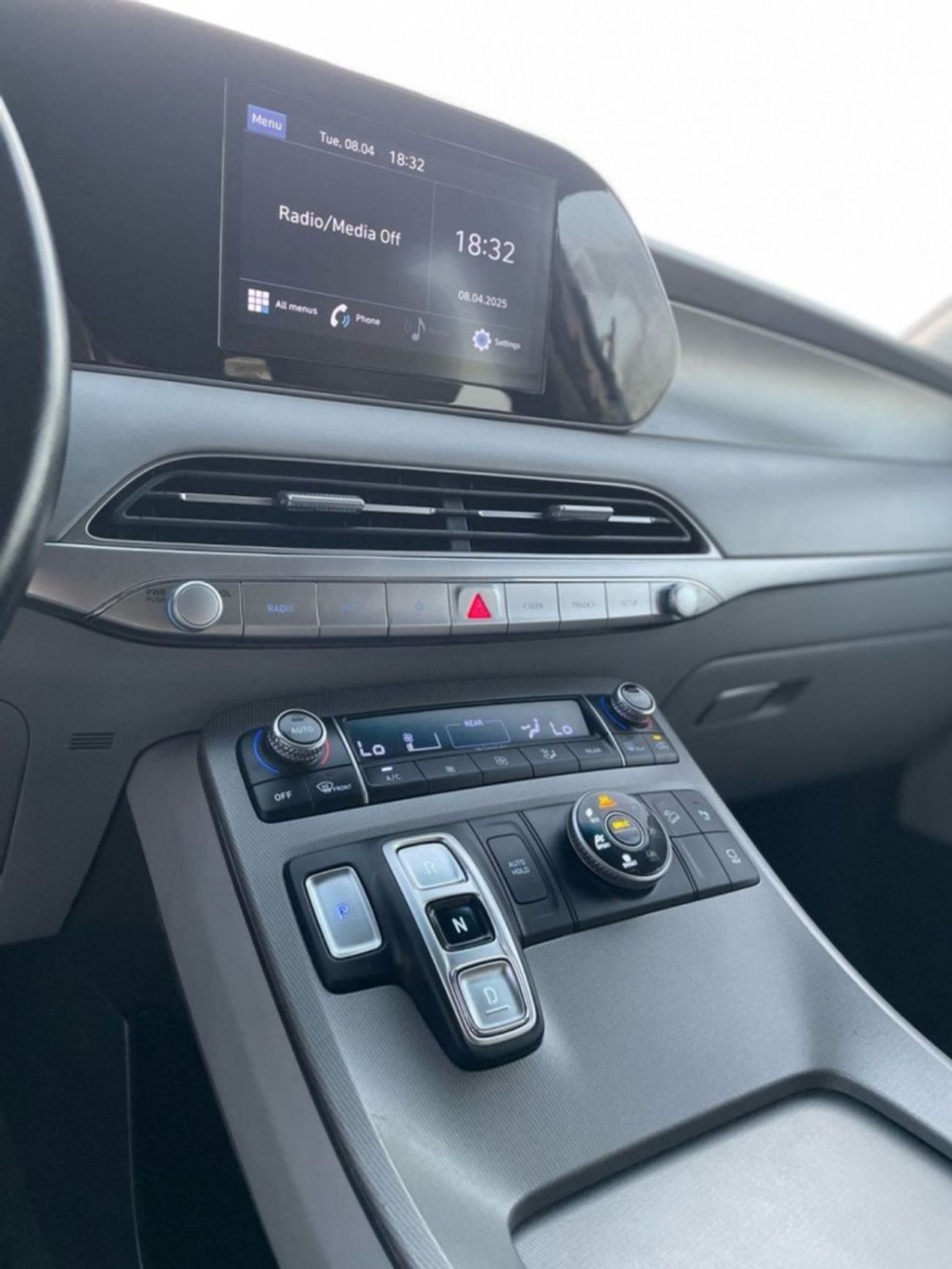 Hyundai Palisade 2022 Hyundai Palisade Comfort Edition 3.5L V6 - GCC MidOption+ - 7 Seater - AWD 4x4 -