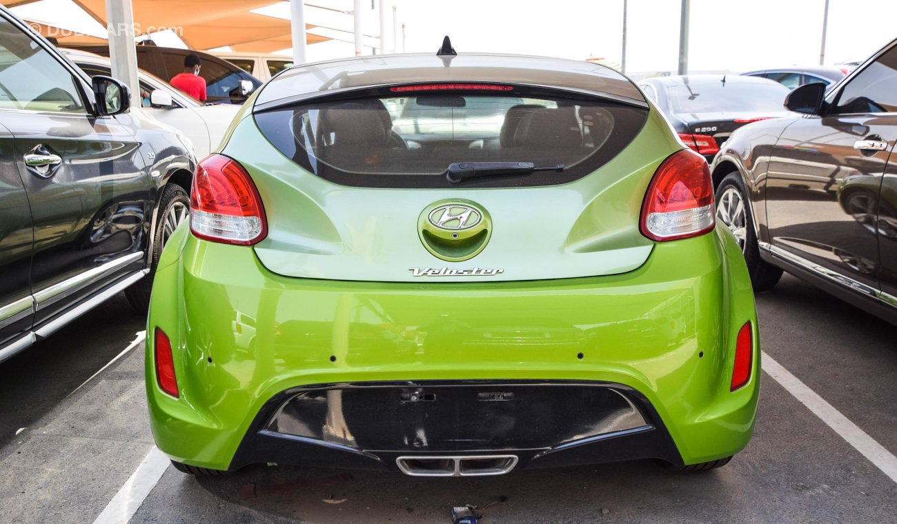 Hyundai Veloster