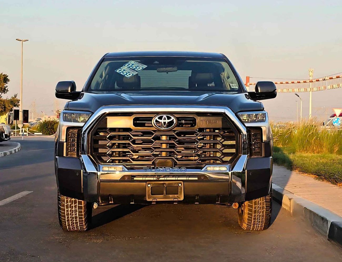 تويوتا تاندرا TUNDRA CREWMAX TRD SR5/ 4WD/ LOW MILEAGE/ ORG AIRBAG/ 2156 MONTHLY/ LOT#9666