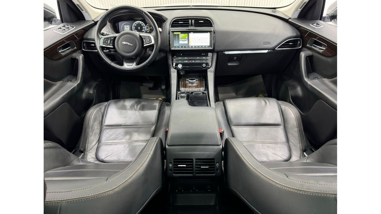 جاكوار F بيس 2018 Jaguar F-Pace Prestige 25t, Warranty, 2025 Jaguar Service Pack, Excellent Condition, GCC