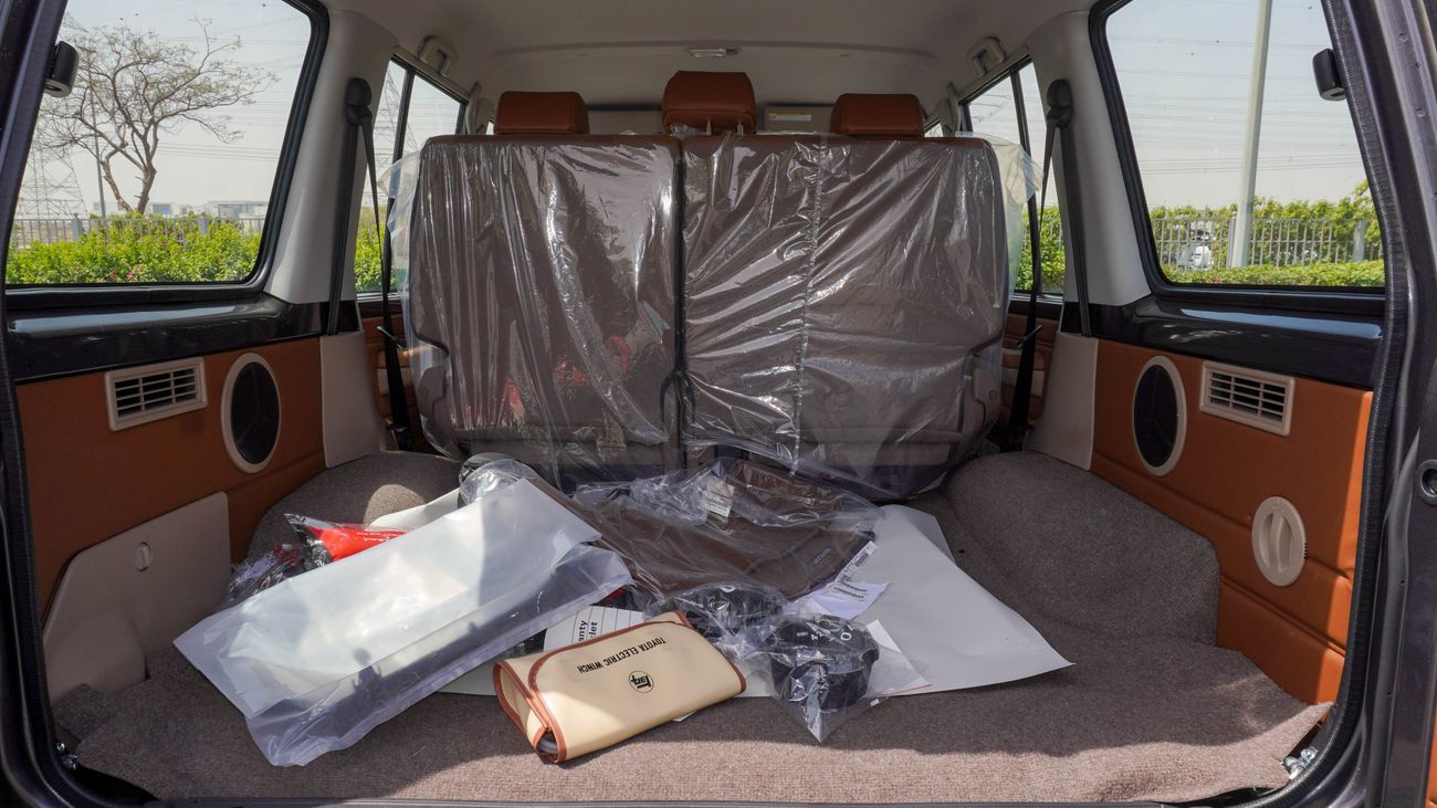 Toyota Land Cruiser 70 LX 4.0 L. 6