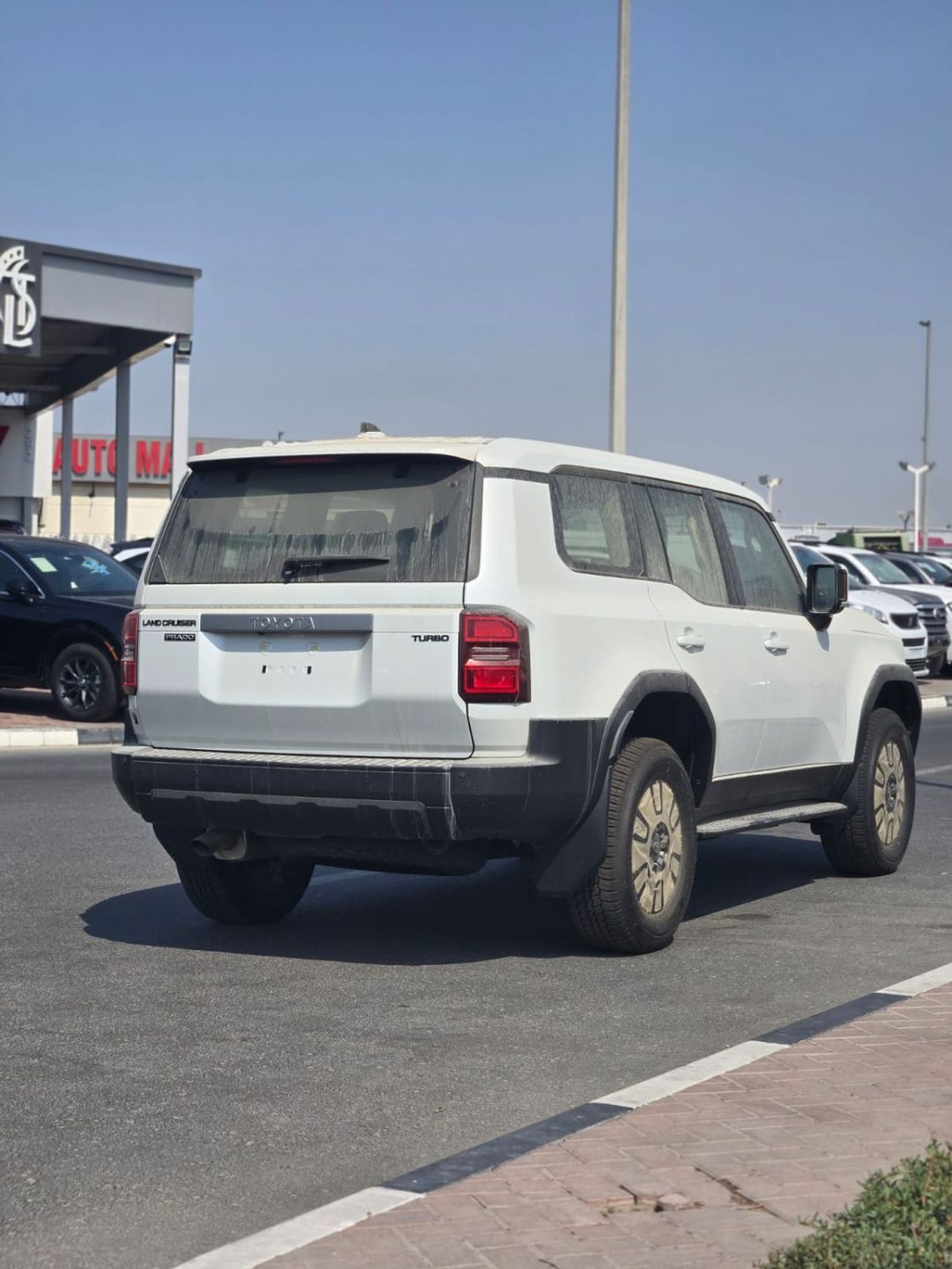Toyota Prado 2.8L DIESEL TXL A/T 7 SEATER
