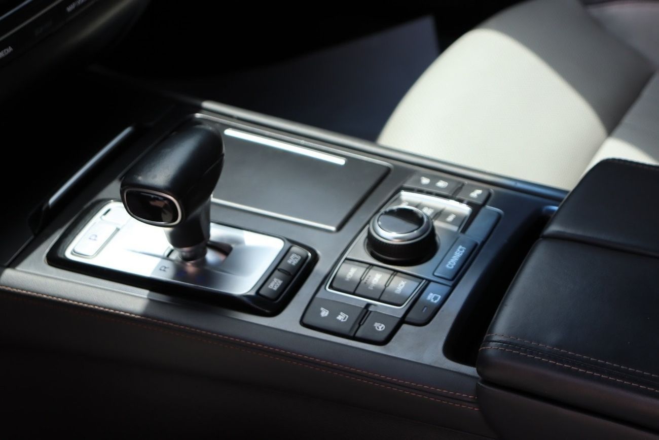 Genesis G80 Platinum 3.8L Genesis G80 Platinum / V6 / USA / Turbo / 150,000KM